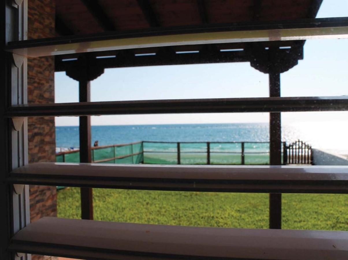 Panorama House, 5 Meters To The Sea Nyaraló *